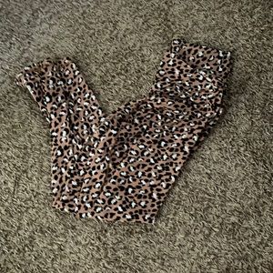 Aerie Offline Leggings. 7/8 high rise. Like NEW. Large